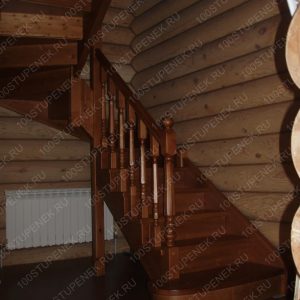 П-образная лестница из сосны